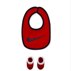 Nike Baby Bib and Booties Set 0-6 Mths